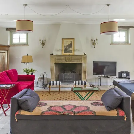 Casale Ripi 8&2, Emma Hotel 3*